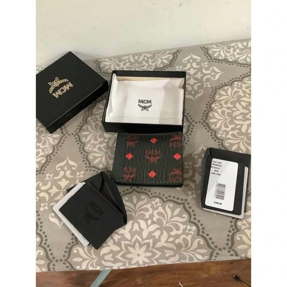 Unisex Mcm bifold wallet green and orange